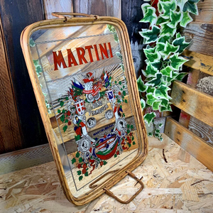 Martini plateau de service en osier et miroir publicitaire. Années 60/70