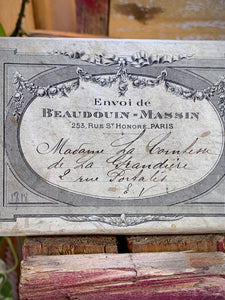 Plaque publicitaire verre émaillé pour les meubles Beaudouin Massin.